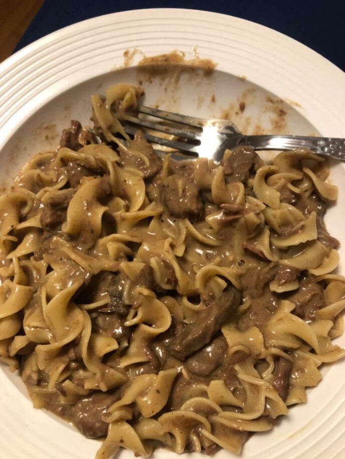 Crockpot Beef Tips And Noodles Easy Homemade Recipes